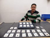 جمارك مطار برج العرب تحبط محاولة تهريب عملات معدنية أثرية 