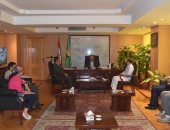 محافظ الفيوم يبحث إقامة مشروع صناعى متكامل بكوم أوشيم