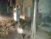 قارئ يشكو من اشتعال النيران بـ"الأسلاك" فى شارع الرحمة بمركز كفر الدوار