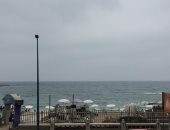 فيديو وصور.. المواطنون يقضون شم النسيم على شواطىء الإسكندرية