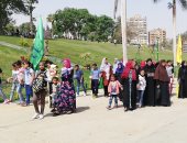 فيديو وصور.. زحام شديد فى الحديقة الدولية احتفالا بشم النسيم