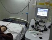 أب يناشد وزيرة الصحة التدخل لعلاج ابنه وتوفير أدوية له