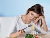 دراسة كورية: تناول الطعام بمفردك يزيد من  مخاطر الإصابة بأمراض القلب