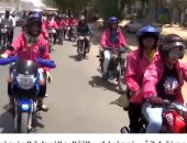 فيديو.. سيدات باكستان يكسرن نمطية التقاليد بقيادة الدراجات النارية