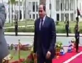 فيديو..السيسى يصل مقر الاحتفال بعيد العمال فى قصر رأس التين بالإسكندرية 