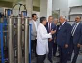 محافظ الدقهلية بمستشفى الكلى بميت غمر: لا أقبل بالتقصير فى العلاج أو نقص الأدوية