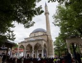 إعادة افتتاح مسجد "ألاجا" بعد أن دمرته حرب البوسنة