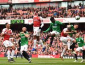 ليون الفرنسى يسعى لخطف قائد أرسنال الإنجليزى