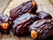 أضرار الإفراط فى تناول التمر أهمها زيادة الوزن ومشاكل البطن