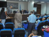 محافظ الإسكندرية يعقد اللقاء الجماهيري الدوري للمواطنين ويستمع إلي شكواهم 