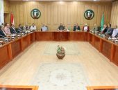 محافظ المنوفية يعقد اجتماعا بـ"الإقليمى للسكان" لمتابعة الخطة السكانية