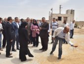 محافظ أسيوط :سنضرب بيد من حديد على أيدى المخالفين وإقصاء فورى للفاسدين