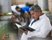 "قرآن وتسبيح".. أجواء رمضانية فى مسجد عمرو بن العاص