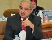 رئيس جامعة اسيوط يوقف 3 فى واقعه سرقة مكتب عميد كلية الطب 