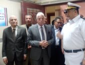 صور.. محافظ جنوب سيناء ومساعد مدير الأمن يفتتحان السجل المدنى بطور سيناء