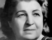 روزاليوسف .. استفزتها الصحافة فقادت نهضتها.. انتقلت من التمثيل لصاحبة الجلالة.. وبدأت الحلم "بقعدة" فى محل حلوانى .. علمت نفسها القراءة ولم تدخل مدرسة وأحدثت ثورة صحفية فى مصر والشرق الأوسط