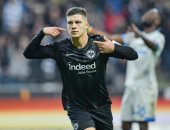 تقارير: ريال مدريد ينهى صفقة لوكا يوفيتش مقابل 60 مليون يورو 