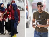 طلاب الدبلومات الفنية يؤدون امتحان اللغة العربية والدين..757 ألفا أدوا الاختبارات.. الملاحظون فى اللجان يضبطون ملازم غش وتليفونات.. وغرفة العمليات: لم نرصد خروجا للأسئلة على مواقع التواصل الاجتماعى