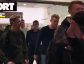 صفقة برشلونة المنتظرة يصل إلى كتالونيا لقضاء عطلته.. فيديو