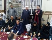 صور.. قساوسة وأقباط يشاركون بافتتاح المسجد الكبير فى ديروط بأسيوط