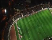شاهد.. كاميرا طائرة تلتقط اللحظات الأخيرة لملعب مباراة الزمالك ونهضة بركان