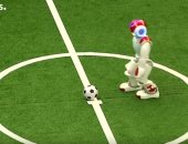 شاهد.. مونديال كرة قدم مصغر للروبوتات في الصين