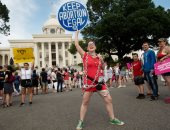 صور.. مظاهرات فى ولاية ألاباما الأمريكية ضد مشروع قانون "حظر الإجهاض"