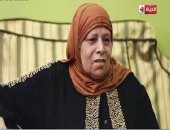جورج قرداحى يسلم 100 ألف جنيه للفائزة بجائزة "اسم من مصر" من محافظة الغربية