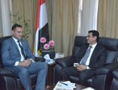 سفارة اليمن: أمين عام الرئاسة المصرية يقدم التهانى بمناسبة العيد الوطنى لليمن