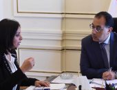 رئيس الوزراء يلتقى رئيس المجلس القومى للمرأة لمتابعة تكليفات الرئيس