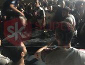 كاميرا سوبر كورة ترصد لحظة تكسير السيارات أمام الزمالك بسبب التذاكر