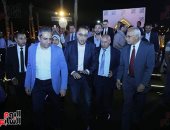 رئيس الوزراء يصل حفل تطوير مشروع حديقة الشيخ زايد بحضور نجيب ساويرس