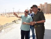 صور.. السيسى يتفقد عددا من المواقع الإنشائية بالعاصمة الإدارية الجديدة