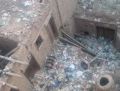 قارئ يشكو من وجود منزل متصدع يأوى حيوانات ضالة وزواحف بالسنطة