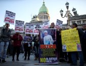 احتجاجات ضد حكومة الارجنتين بسبب مقتل 4 مراهقين فى العاصمة بوينس ايرس
