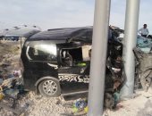 صور.. مصرع شخصين وإصابة أخر فى حادث تصادم على طريق 100 بالأردن
