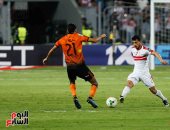 30 دقيقة.. الزمالك يحاول واستبسال نهضة بركان والتعادل السلبى يسيطر على الموقف