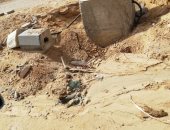 قارئ يشكو من وجود كابلات كهرباء مكشوفة و بالوعات صرف صحى بدون غطاء بالشروق