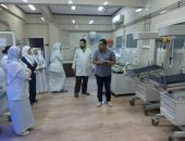 صور.. محافظ أسيوط يكلف مسئولى الصحة بشن حملات مفاجئة على المستشفيات