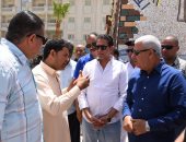 محافظ مطروح يتفقد أعمال تطوير الشوارع والميادين 