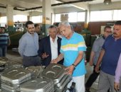 محافظ المنوفية يتفقد مصانع مدينة السادات.. ويؤكد: توفير مناخ جيد للإستثمار