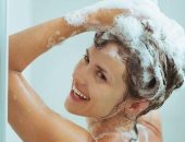 4 حاجات لازم تعمليها بعد الاستحمام للعناية بصحة شعرك