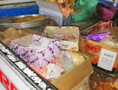 ضبط وتحريز نصف طن مواد غذائية غير صالحه قبل ترويجها فى العيد بسوهاج