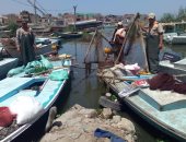 صور .. إزالة تعديات وضبط مخالفات ببحيرة البرلس خلال حملة أمنية