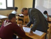 رئيس جامعة الأزهر يتفقد امتحانات الثانوية فى معهد طلعت بمدينة نصر