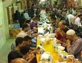 اللمة أعلى على سفرة رمضان.. أهل حلوان ينظمون إفطارا جماعيا (صور)