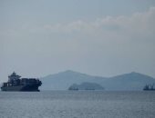 بعد ما عملتها ماليزيا.. سفن الفلبين تعيد النفايات البلاستيكية إلى كندا