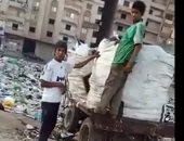 القمامة تحاصر مدخل جسر السويس