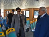 صور.. محافظ الدقهلية: بدء التشغيل الفعلى للأتوبيس النهرى فى 30 يونيه