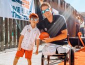 طفل أمريكى يقص شريط بناء الجدار الحدودى بعد جمعه 22 ألف دولار تبرعات